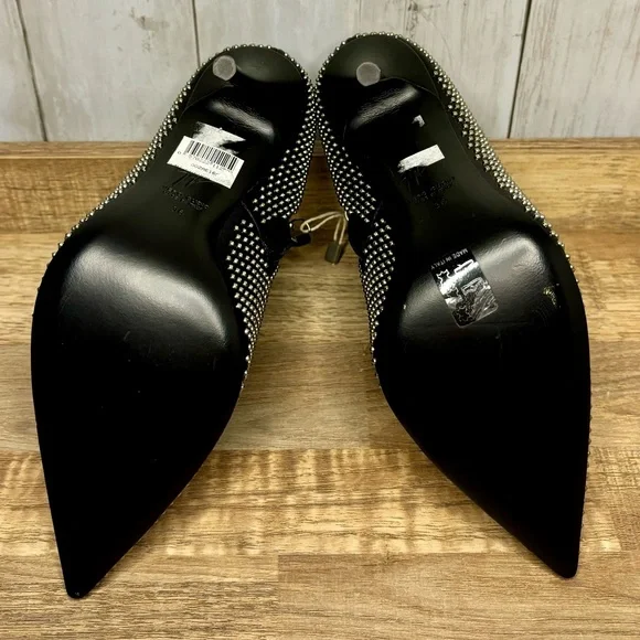 NWT-AUTHENTIC Giuseppe Zanotti Black Leather Metal Studded Booties, 36 (6.0/6.5) - Picture 7 of 12